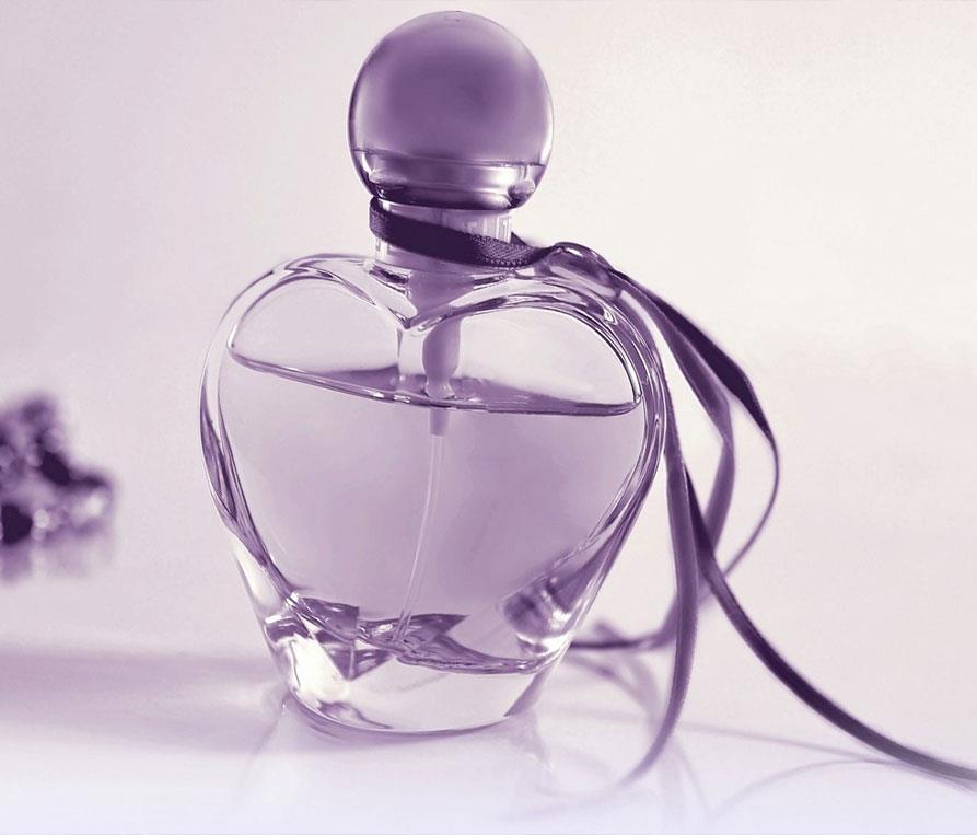 بهترین عطر های زنانه کدام اند ؟